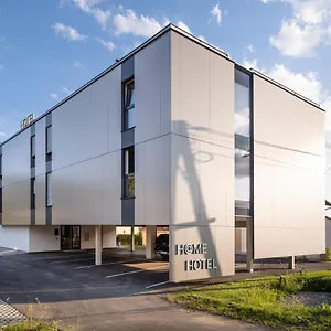  Hotel At